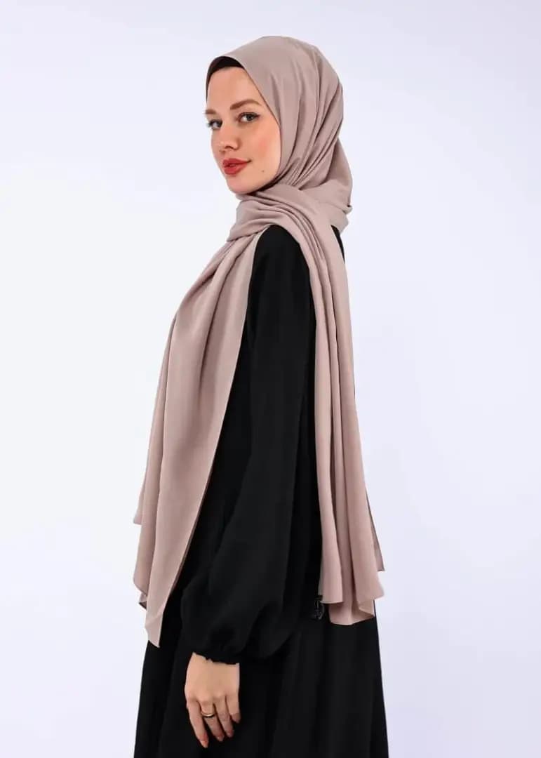 vonaju-novaqi-dark-tan