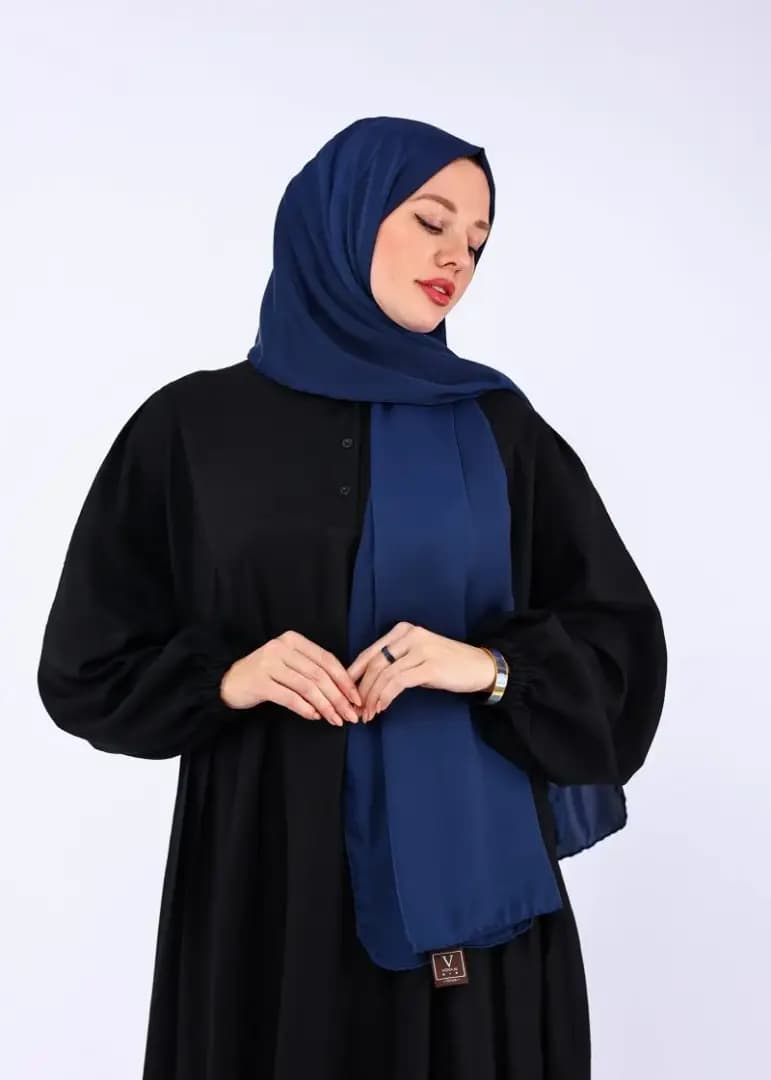 vonaju-novaqi-hijab-rhino